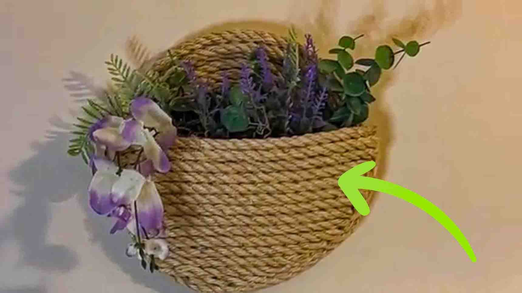 DIY Hanging Floral Pocket Tutorial | DIY Joy Projects and Crafts Ideas