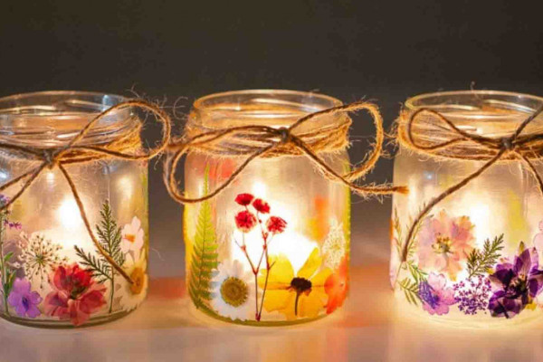 DIY Pressed Flower Lanterns Tutorial