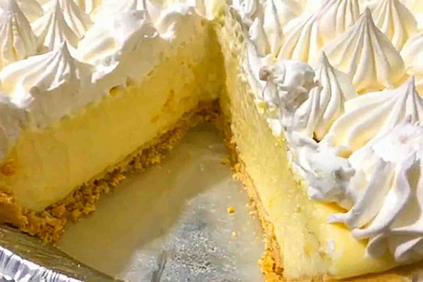 Old-Fashioned Creamy Lemon Icebox Recipe