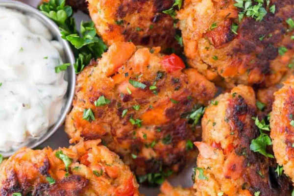 Quick and Easy Salmon Cakes Recipe