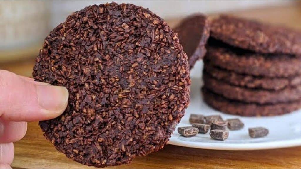 2-Ingredient No-Bake Breakfast Cake