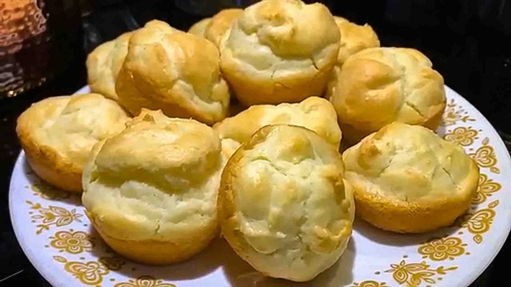 3-Ingredient Mayo Rolls Recipe