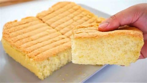 3-Ingredient Sponge Cake Recipe | DIY Joy Projects and Crafts Ideas