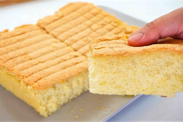 3-Ingredient Sponge Cake Recipe
