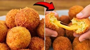 Easy Cheese-Stuffed Mashed Potato Balls Recipe