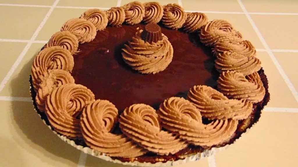 Easy Chocolate Peanut Butter Pie Recipe