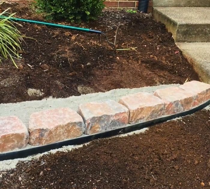 Easy No Dig Landscaping Border Project