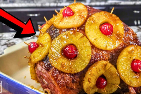 How to Make Classic Pineapple & Honey Glazed Ham at Home
