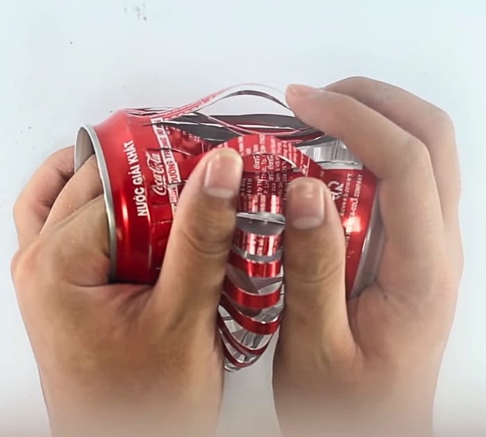 How to Make a Lantern From Soda Can Project