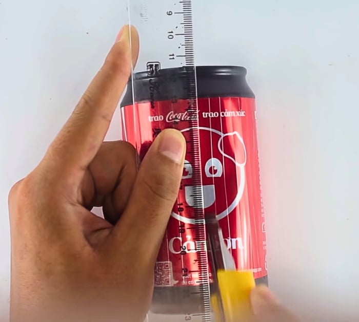 How to Make a Lantern From Soda Can Tutorial