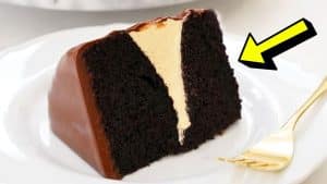 How to Make a Luscious Ding Dong Cake