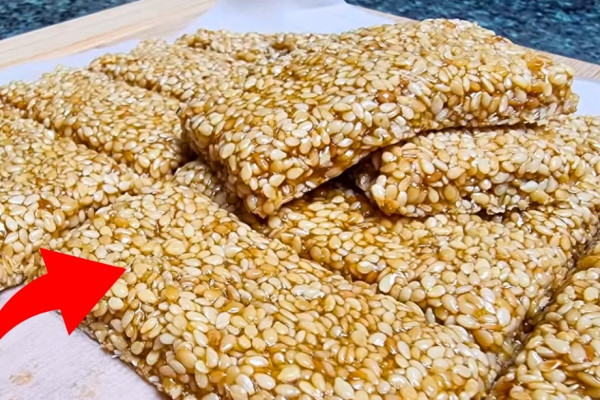 No-Bake 2-Ingredient Crunchy Bars