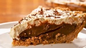 Rich Chocolate Pudding Pie