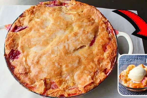 Super Easy & Crispy Peach Cobbler Recipe