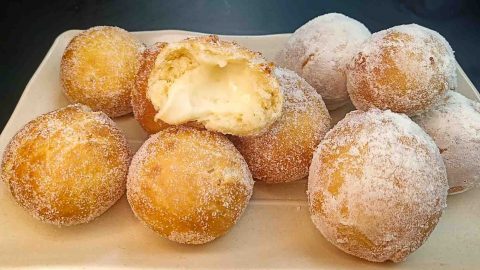 Cheesy Donut Balls Recipe | DIY Joy Projects and Crafts Ideas