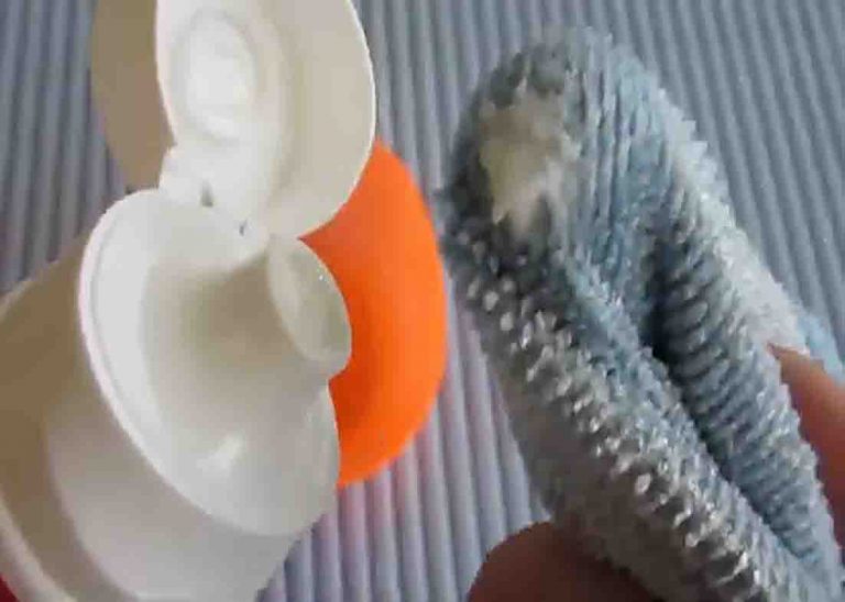 How To Easily Remove Scratches From Glass and Mirrors