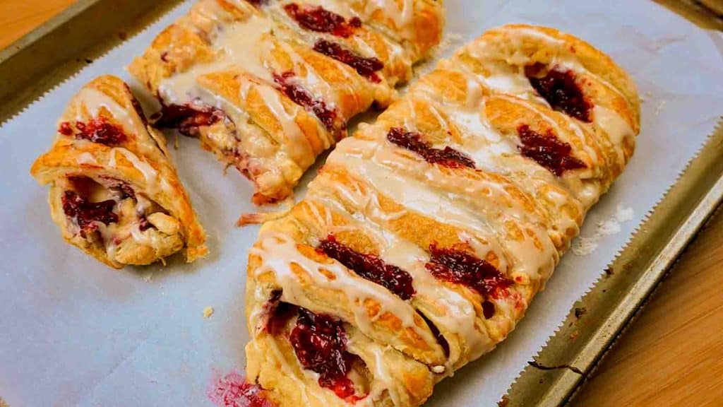 Raspberry Cream Cheese Danish Recipe