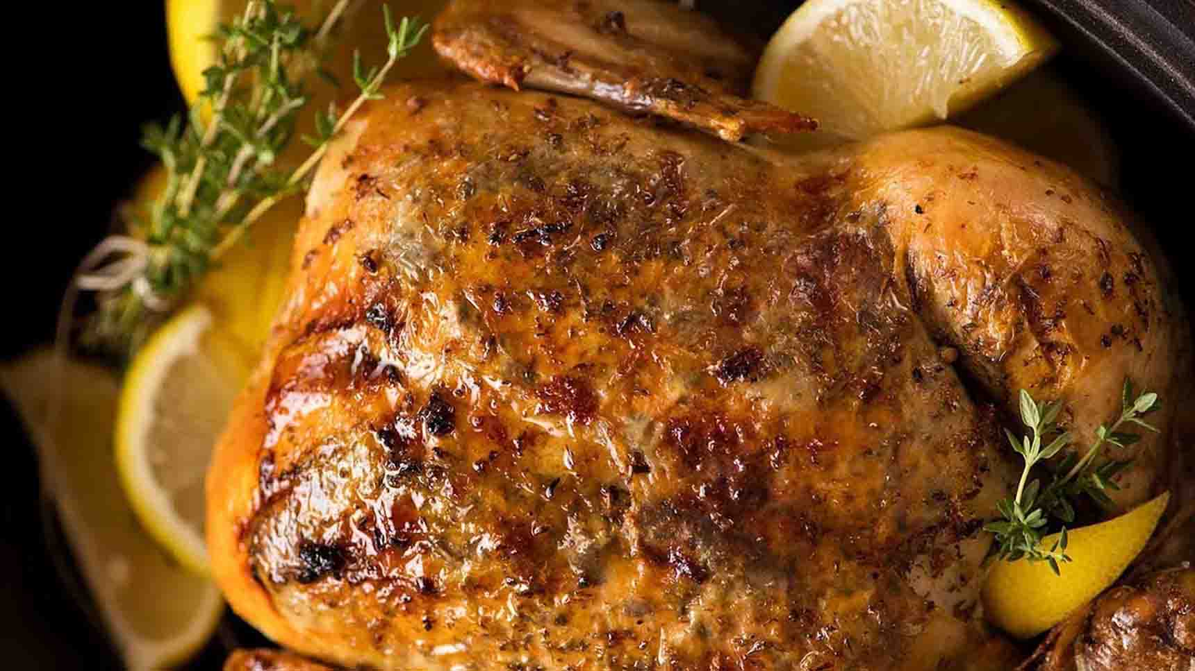 Slow Cooker Lemon Garlic Roast Chicken Recipe | DIY Joy Projects and Crafts Ideas