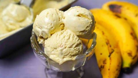 3-Ingredient Homemade Banana Ice Cream Recipe | DIY Joy Projects and Crafts Ideas