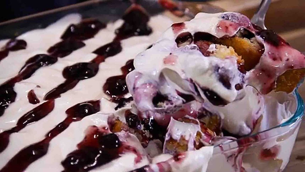 5-Ingredient No-Bake Creamy Blueberry Pound Cake Recipe