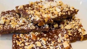 6-Ingredient Chocolate Almond Toffee Recipe