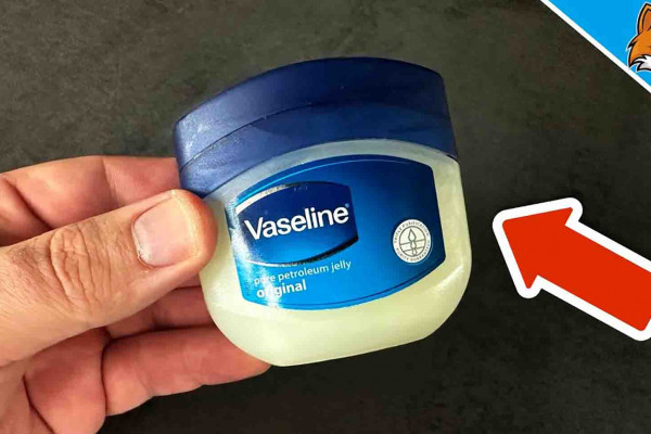 8 Hacks with Vaseline That You Should Know