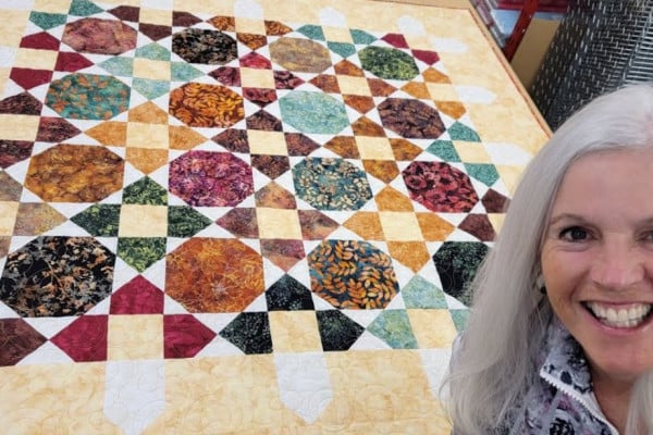 Donna's Fancy Picket Quilt Tutorial (with Free Pattern)