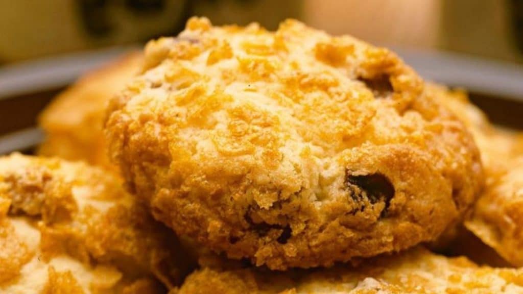 Easy 5-Ingredient Cornflake Cookies Recipe