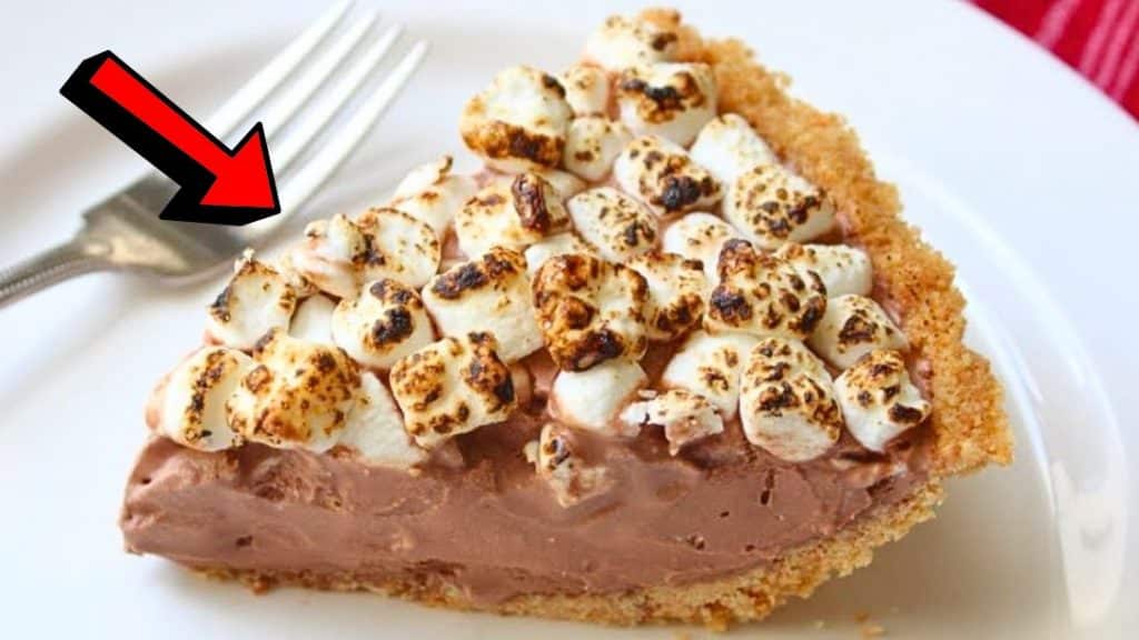Easy 5-Ingredient Frozen S'more Ice Cream Pie Recipe