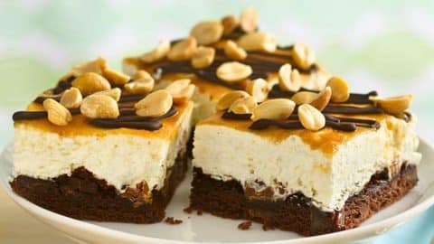 Easy Chocolate Peanut Butter Dream Bars Recipe | DIY Joy Projects and Crafts Ideas