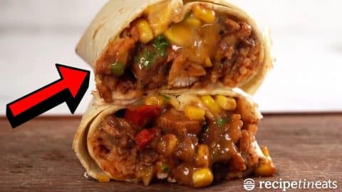 Easy, Juicy, and Loaded Chicken Burritos Recipe | DIY Joy Projects and Crafts Ideas