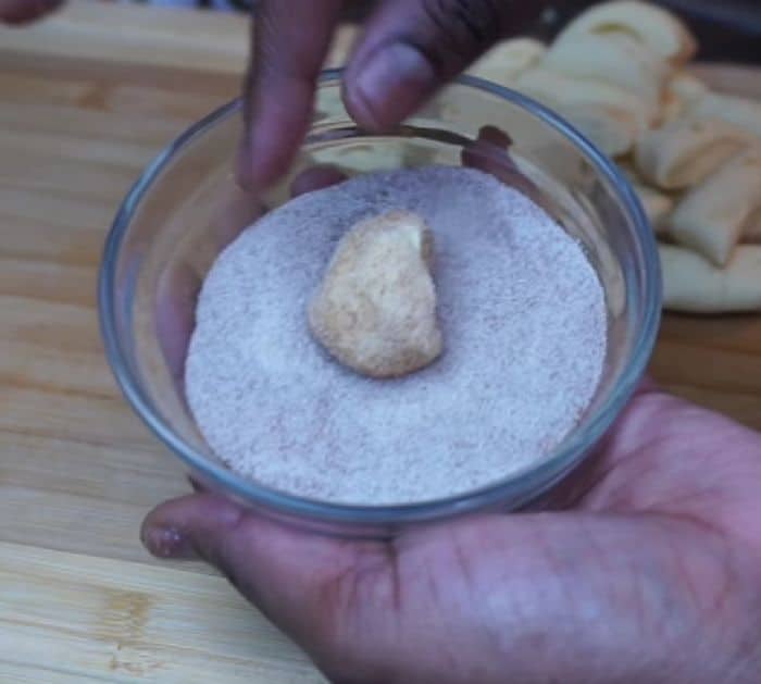 Easy to Make Skillet Caramel Apple Dumplings