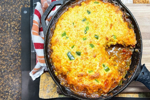 Ground Beef and Cornbread Casserole