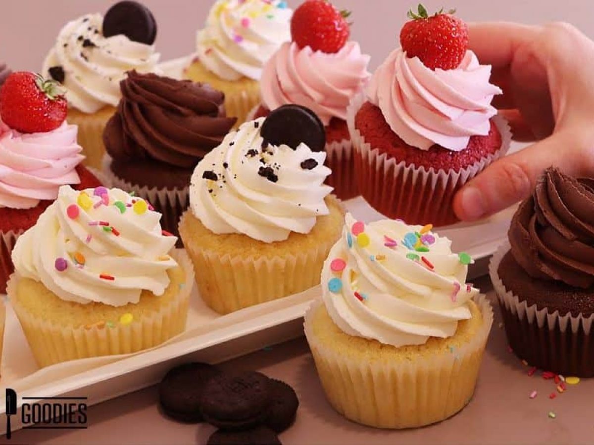 How to Make Assorted Cupcakes Using Only 1 Recipe