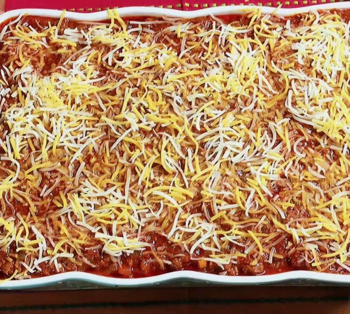 How to Make Cheesy Baked Alfredo Spaghetti Casserole