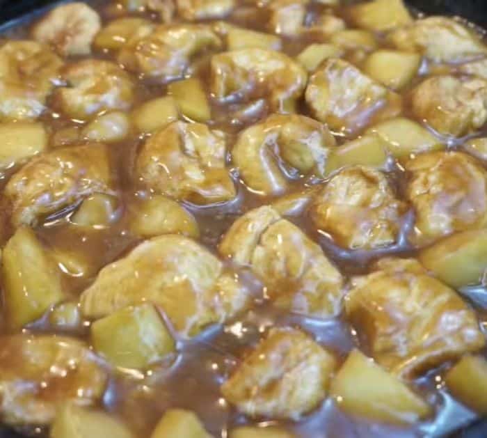 How to Make Skillet Caramel Apple Dumplings