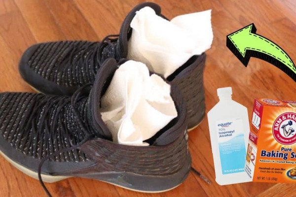 How to Remove Odor Out of Stinky Shoes Overnight