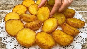Incredibly Crunchy and Delicious Potatoes
