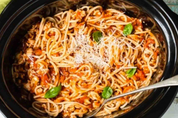 Easy Crockpot Spaghetti Recipe
