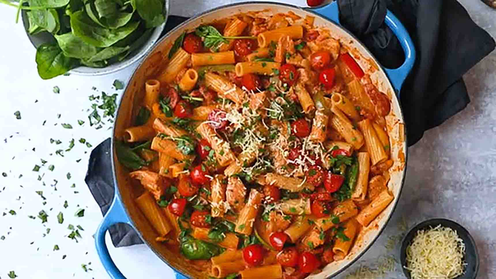 One-Pot Cajun Chicken Pasta Recipe | DIY Joy Projects and Crafts Ideas