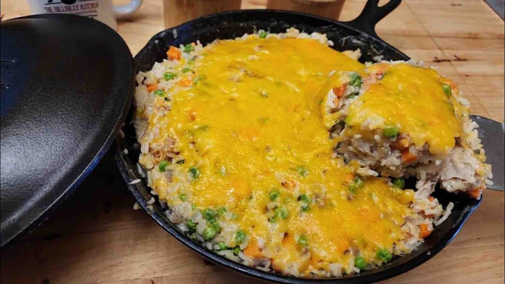One-Pot Creamy Chicken and Rice Skillet Casserole