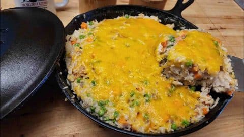 One-Pot Creamy Chicken and Rice Skillet Casserole | DIY Joy Projects and Crafts Ideas