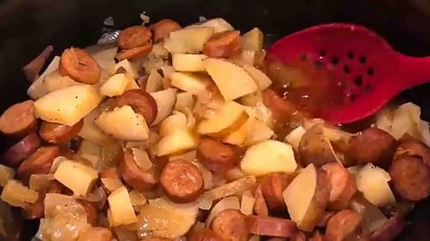 Slow Cooker Sausage and Potatoes Recipe | DIY Joy Projects and Crafts Ideas