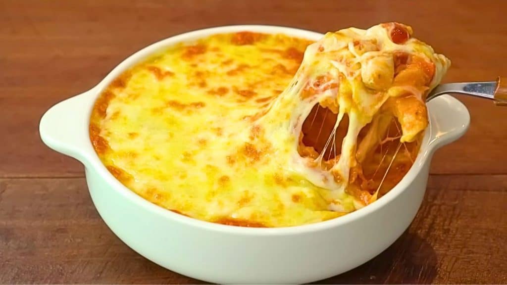 Easy Creamy Tomato Chicken Pasta Casserole Recipe