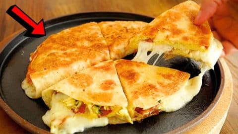 Easy, Crispy, and Cheesy Cabbage Quesadilla Recipe | DIY Joy Projects and Crafts Ideas