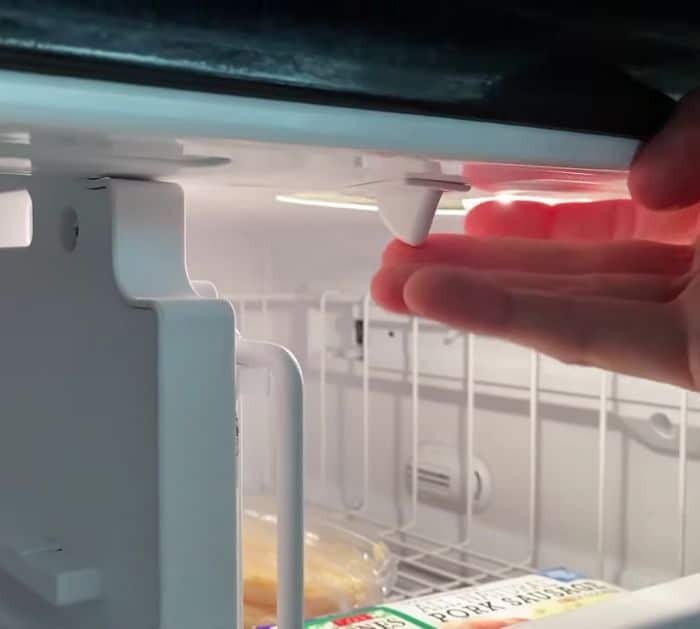 How to Quickly Fix a Fridge That is Not Cooling
