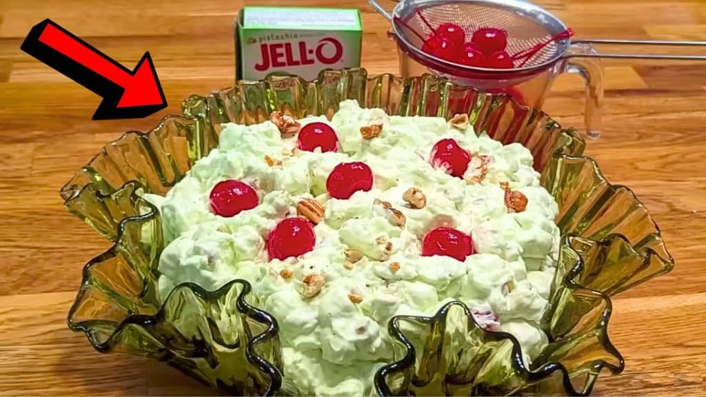 Easy Vintage 1970s Watergate Salad Recipe