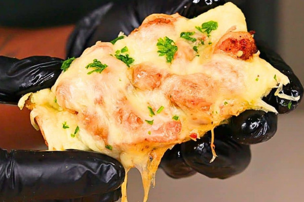 Easy-to-Make Cheesy Shrimp Stuffed Garlic Bread