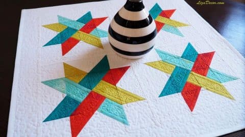 Half Square and Flying Geese Patchwork Centerpiece Mat | DIY Joy Projects and Crafts Ideas