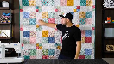 Disappearing 9-Patch Quilt Tutorial | DIY Joy Projects and Crafts Ideas